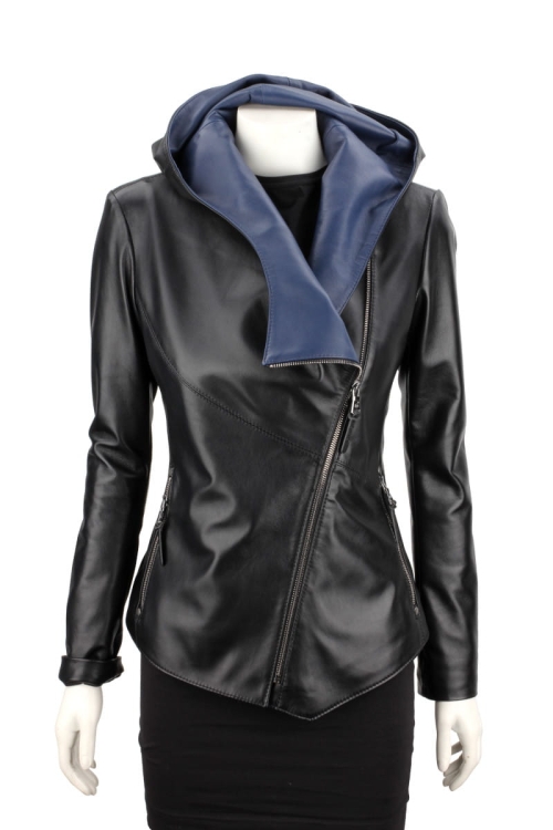 FRI450N_A Kurtka skórzana damska /  z odchylanym kołnierzem / kobaltowa / slim / skośny zamek / zapinana na skos / DORJAN