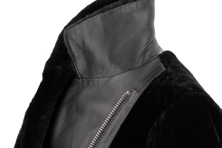 SOF450 - Ramoneska damska z czarnego kożucha naturalnego z klapami z możliwością postawienia DORJAN