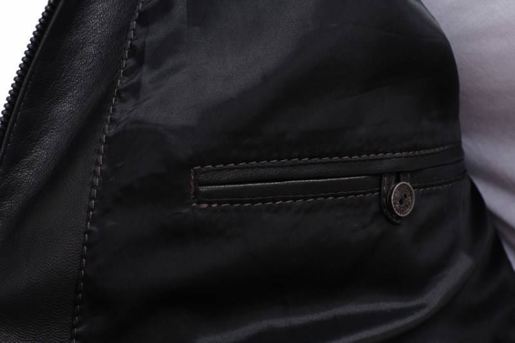 VIT450_3 - Czarna kurtka skórzana męska w casualowym stylu DORJAN 10.jpg
