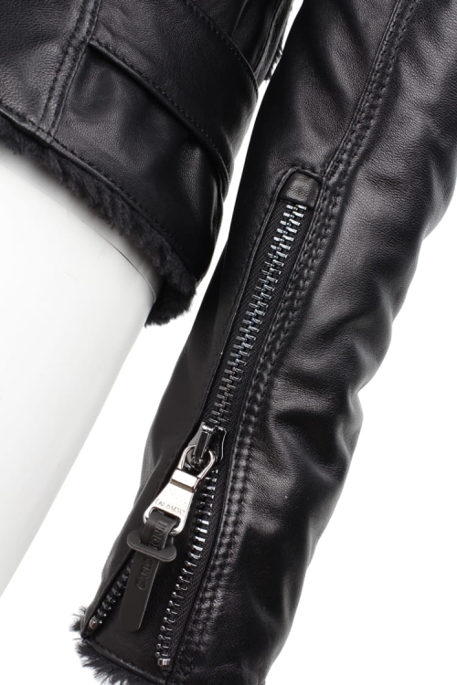 JUK450 - Skórzana ramoneska z kożuszkiem w kolorze czarnym DORJAN 6.JPG