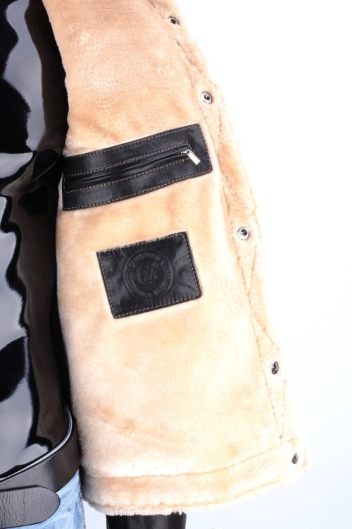 KTMK951 - Czarna katana skórzana męska z kożuchem eko DORJAN 15.JPG