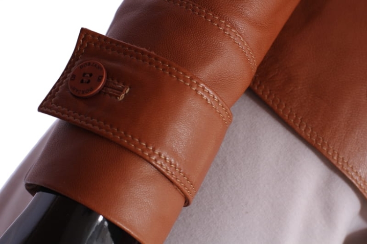 MNA085 - camelowa marynarka skórzana damska z paskiem i z prostymi rękawami z ozdobnymi wstawkami DORJAN