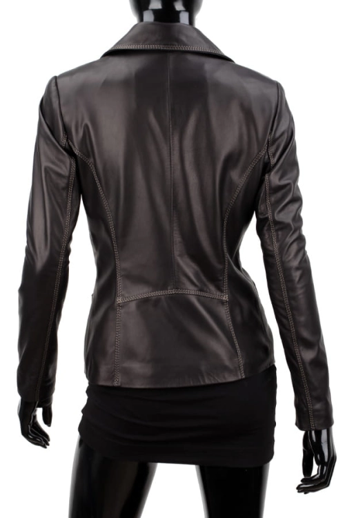 ADA450_1 - damska marynarka skórzana z kontrastowymi nićmi / dopasowana/ z wysokim kołnierzem / DORJAN