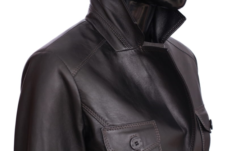 MNA450_3 - marynarka skórzana damska z kieszeniami z patką i z wysokim kołnierzem DORJAN