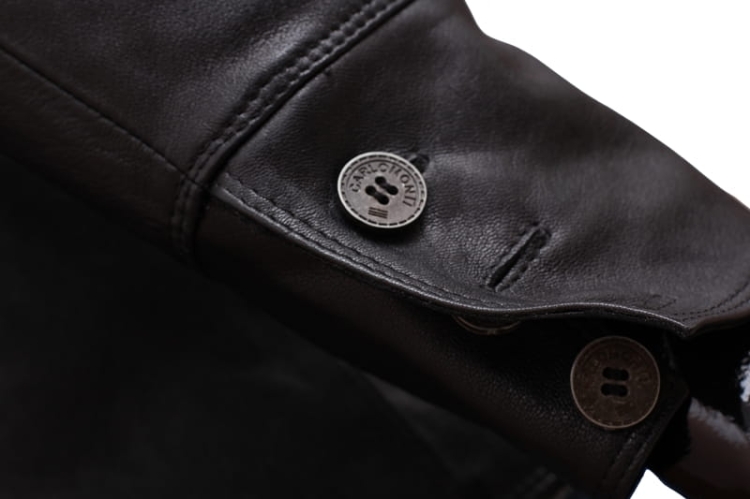 ELV950_3 - Kurtka skórzana męska / zapięcie mankietu na metalowe guziki CARLO MONTI